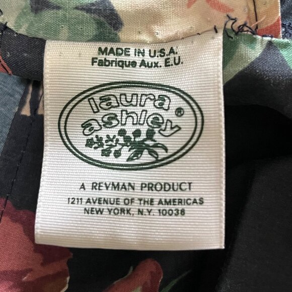 Laura Ashley Green Floral Ruffled King Pillow Shams Set of 2 - Picture 4 of 9